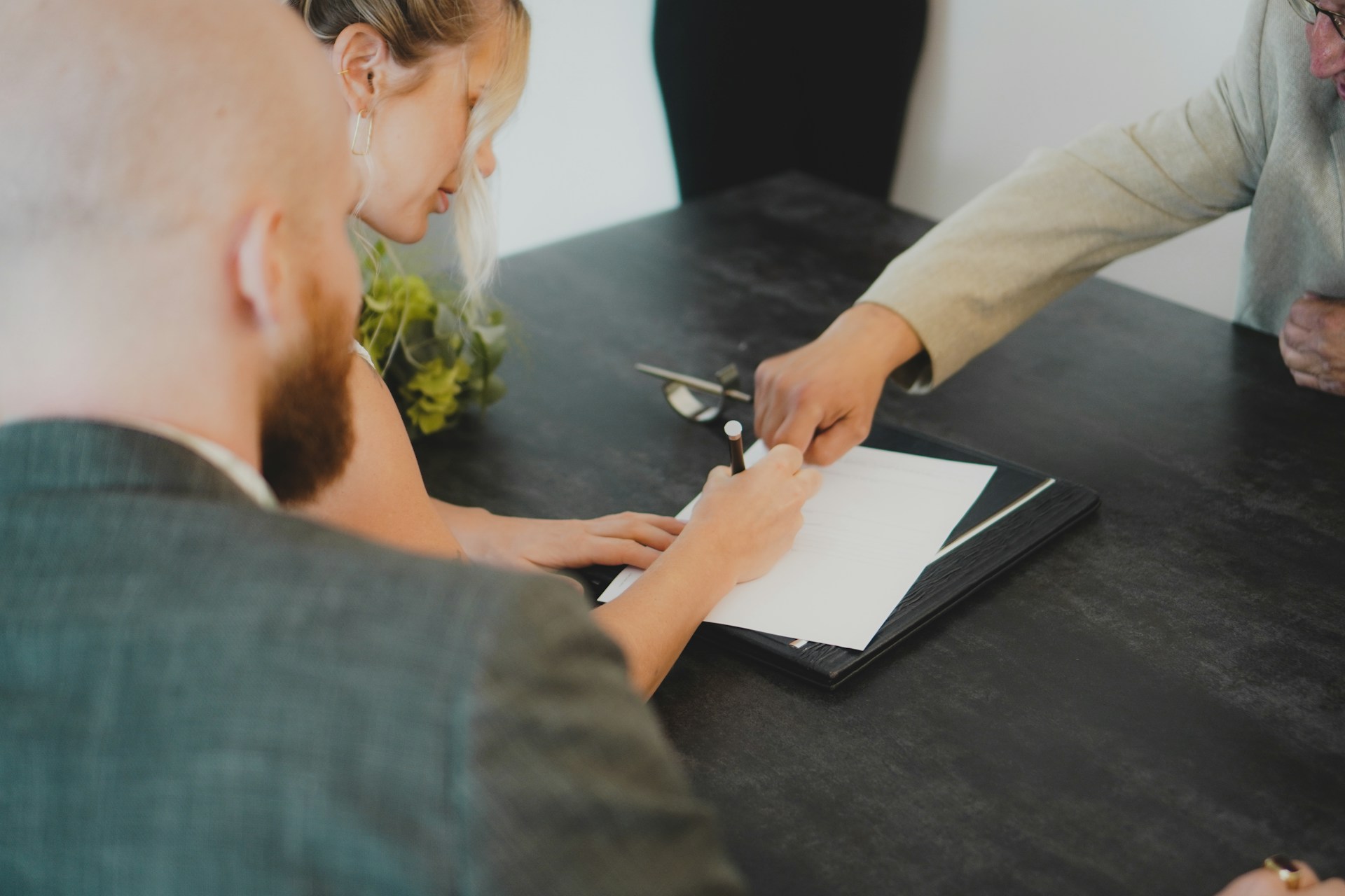 Is Customer Screening Legal For Contractors? A Practical Guide