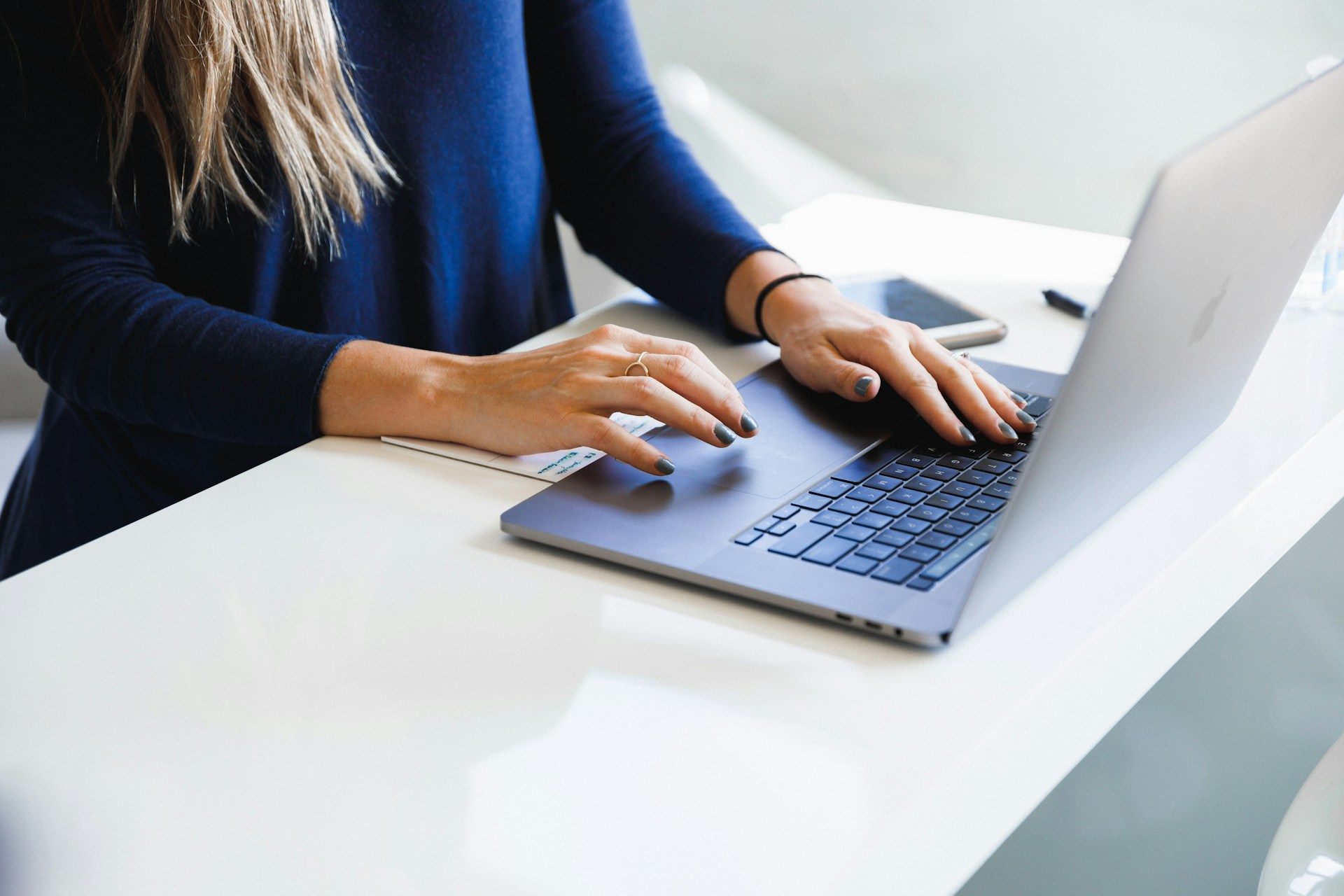 How to Qualify Leads Before the First Visit: A Guide for Home Service Businesses