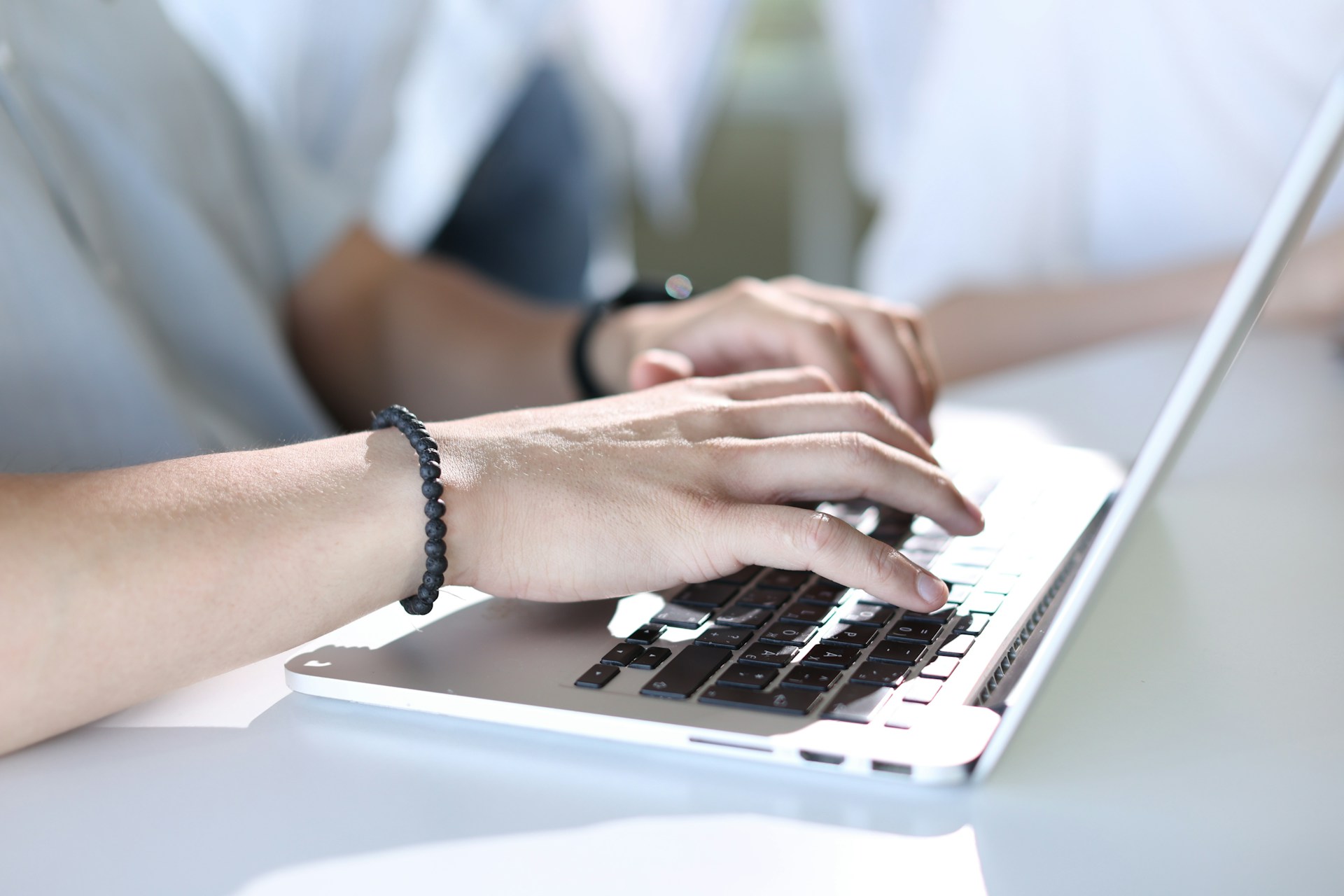 Homeowner Reviews for Businesses: How Contractors Share Customer Experiences Privately